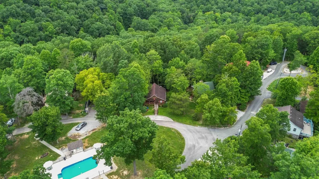 330 Enchanted Forest Way Burnside KY 42519