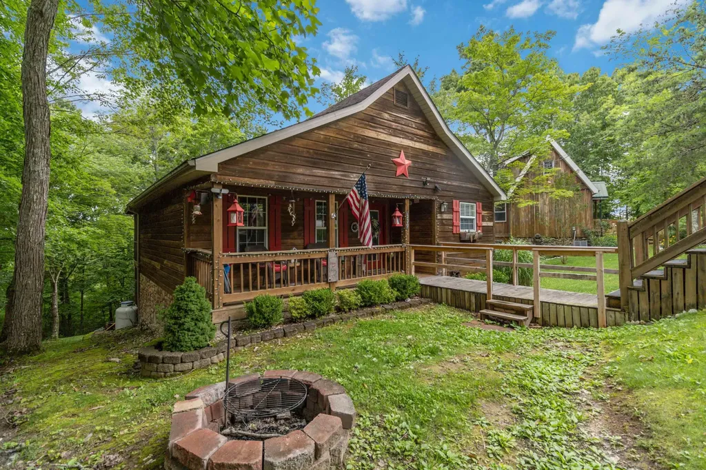 330 Enchanted Forest Way Burnside KY 42519