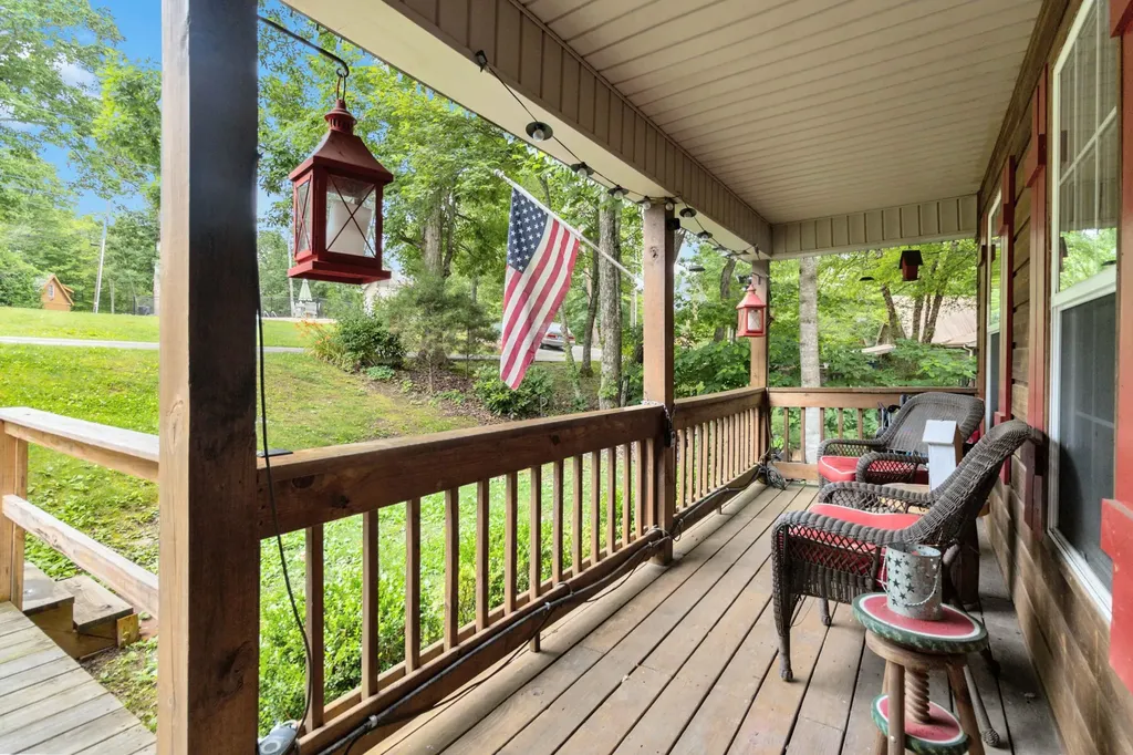 330 Enchanted Forest Way Burnside KY 42519