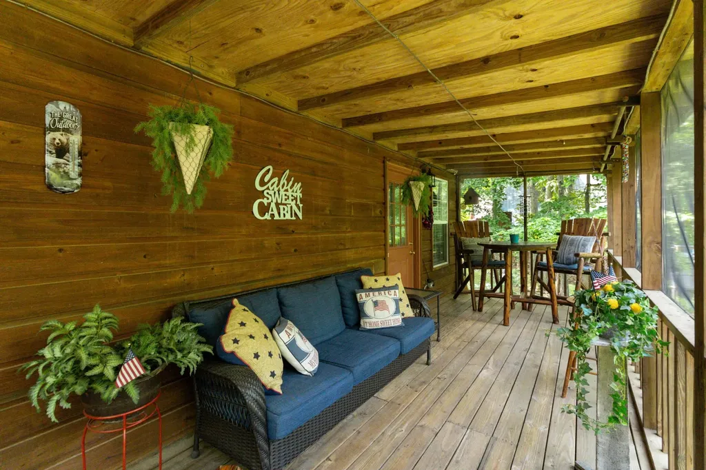 330 Enchanted Forest Way Burnside KY 42519