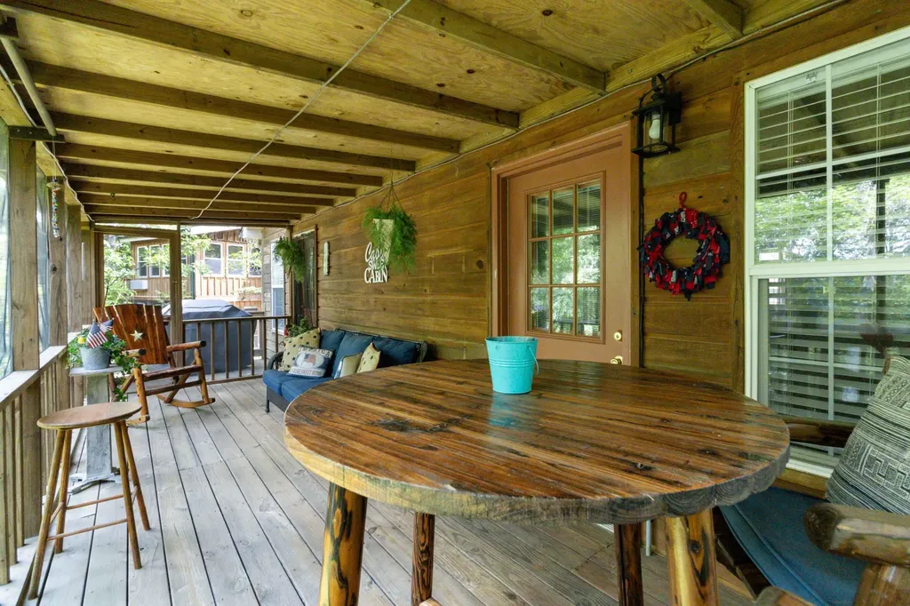 330 Enchanted Forest Way Burnside KY 42519