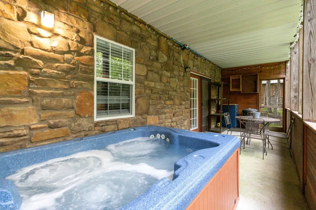 330 Enchanted Forest Way Burnside KY 42519