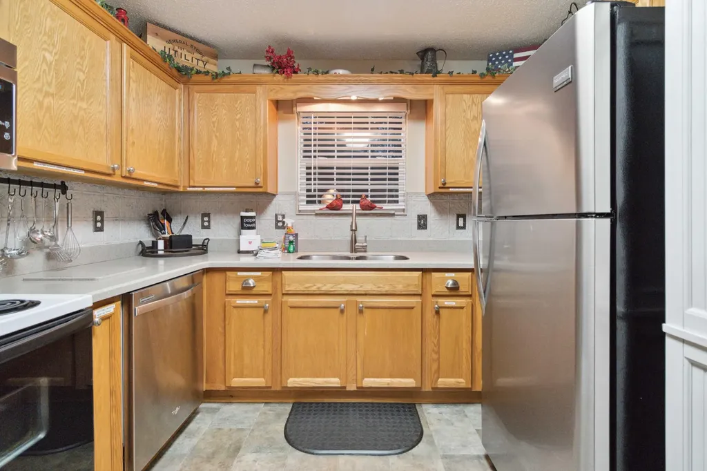 330 Enchanted Forest Way Burnside KY 42519