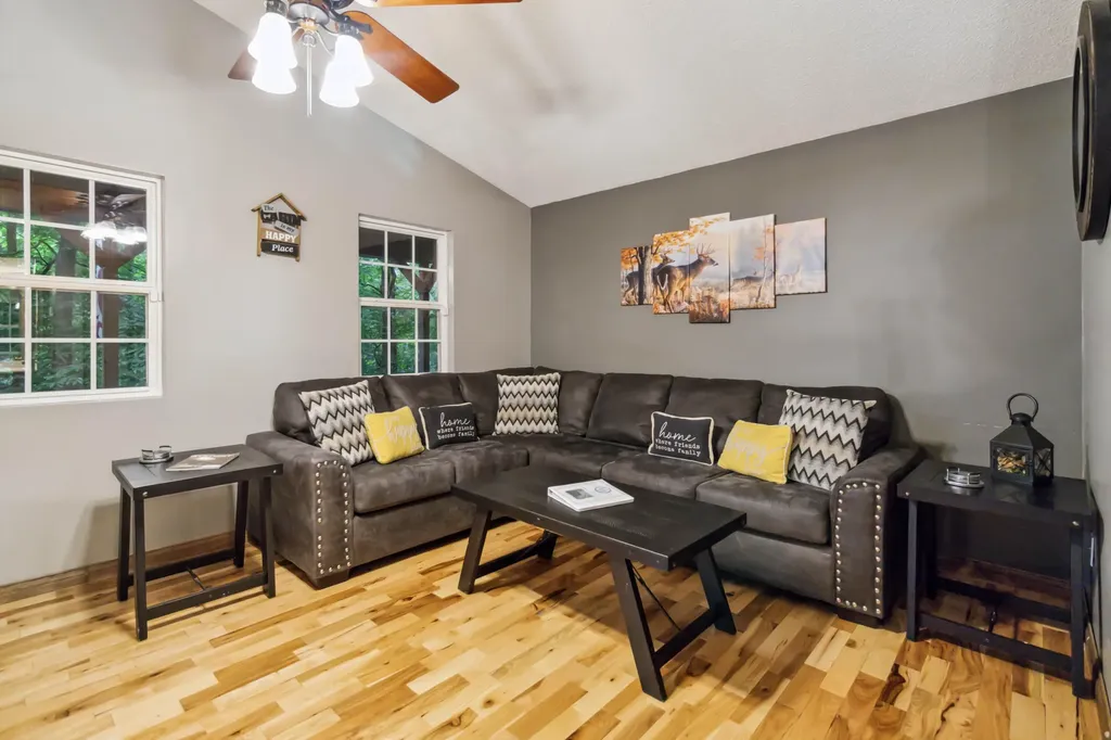 467 Harmony Lane Burnside KY 42519