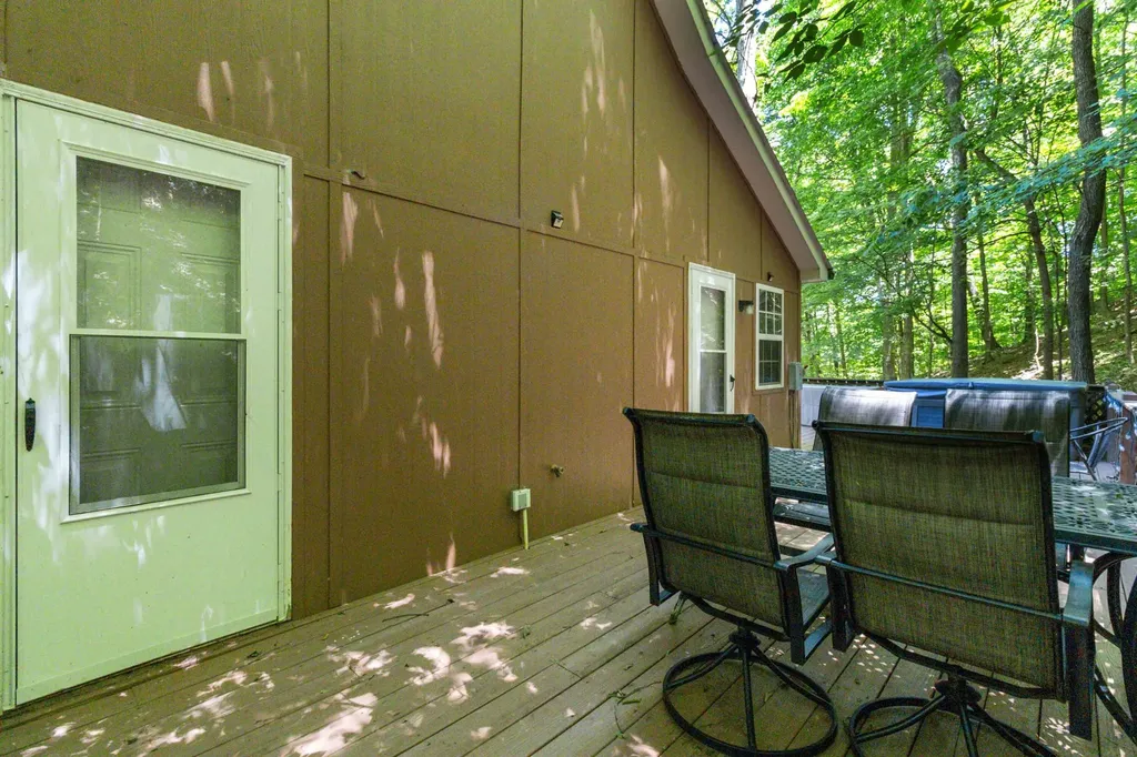 467 Harmony Lane Burnside KY 42519