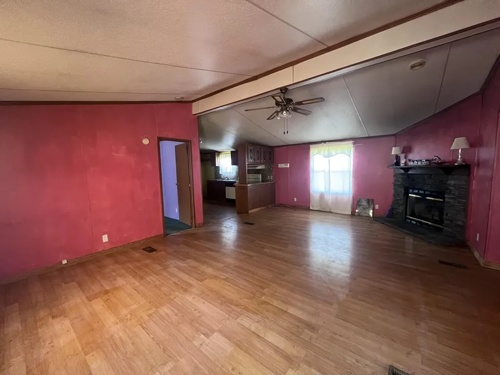 122 Blue Hollow Road Frakes KY 40940