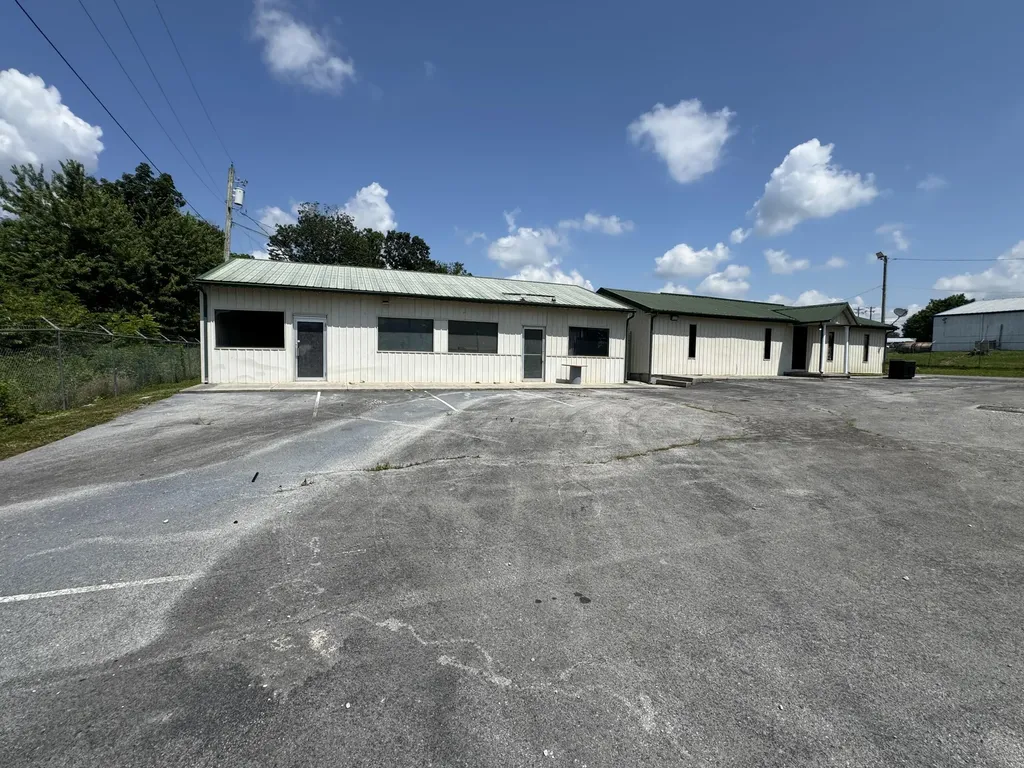40 Glenview Road London KY 40741