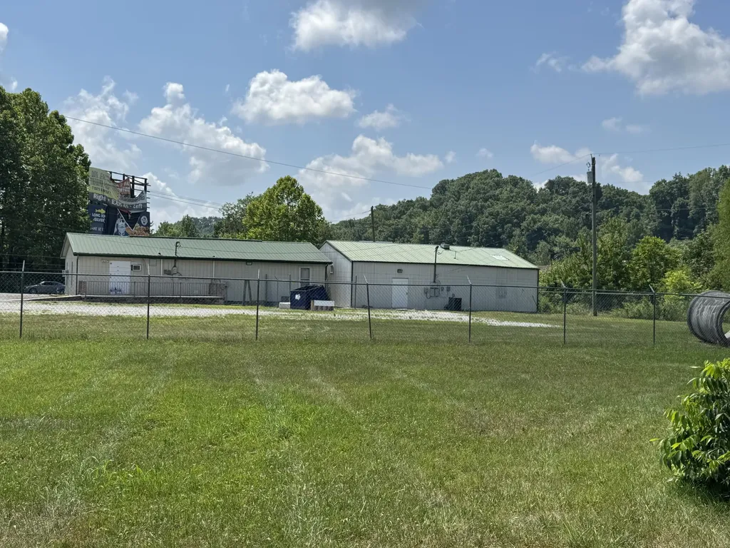 40 Glenview Road London KY 40741