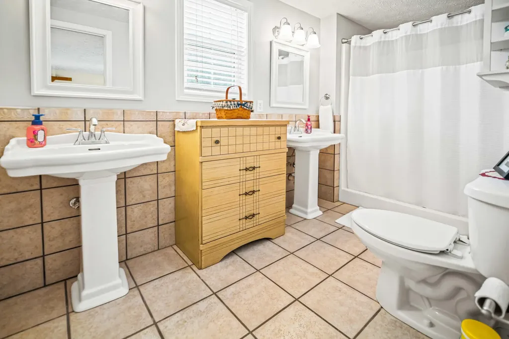 2581 Corder Flats Road Strunk KY 42649