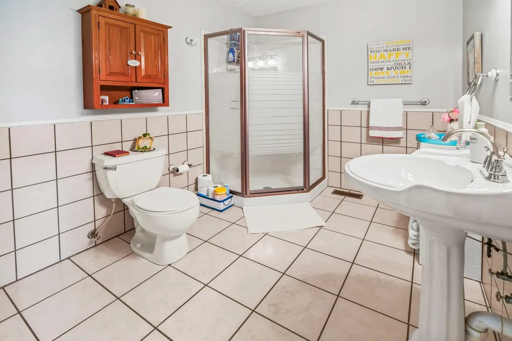 2581 Corder Flats Road Strunk KY 42649