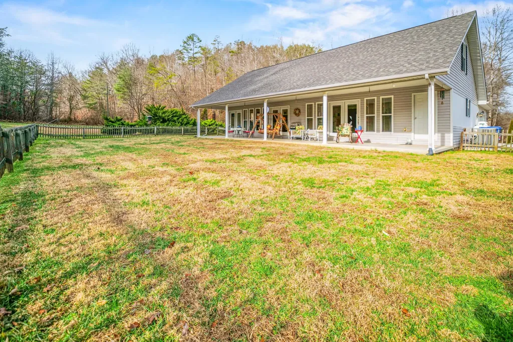 2581 Corder Flats Road Strunk KY 42649