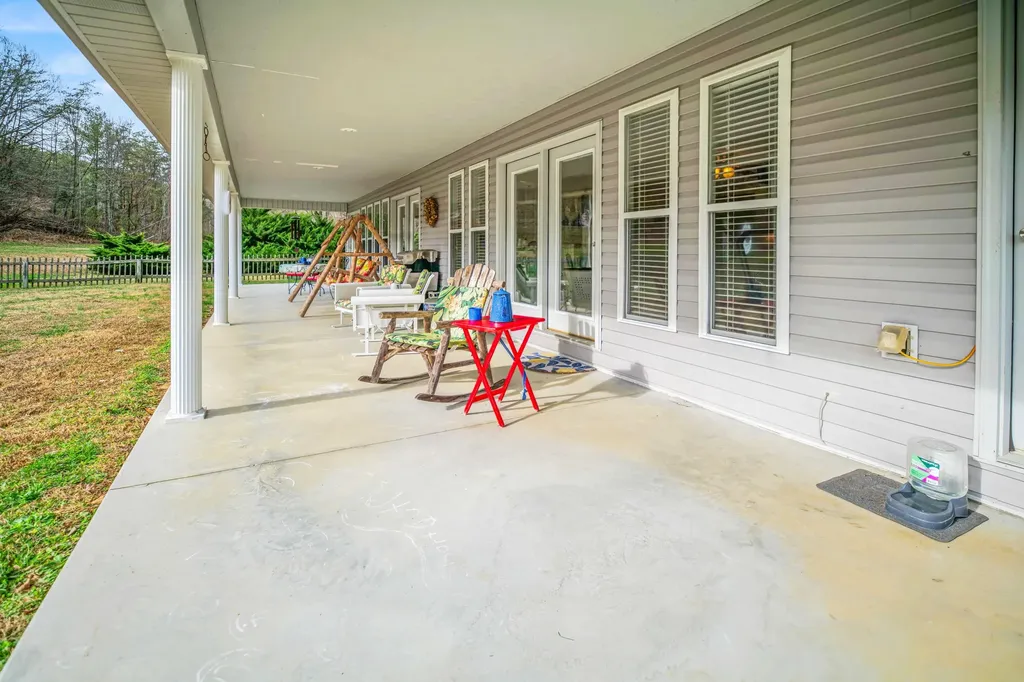 2581 Corder Flats Road Strunk KY 42649