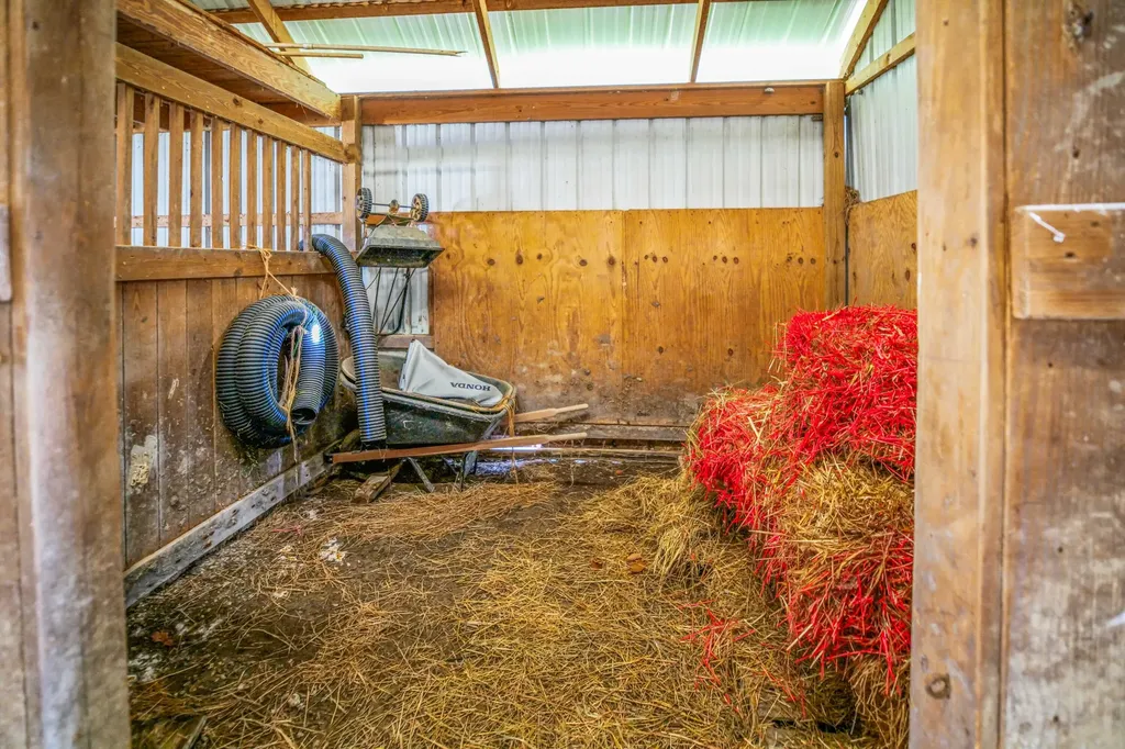 2581 Corder Flats Road Strunk KY 42649