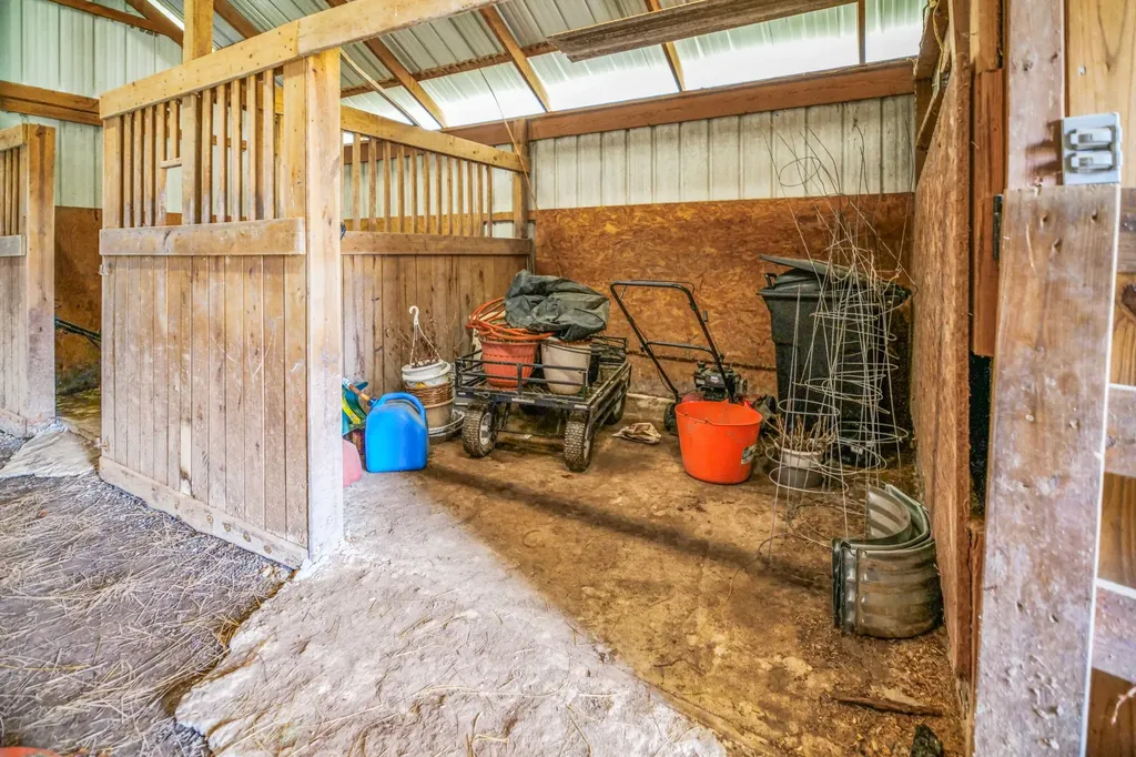 2581 Corder Flats Road Strunk KY 42649