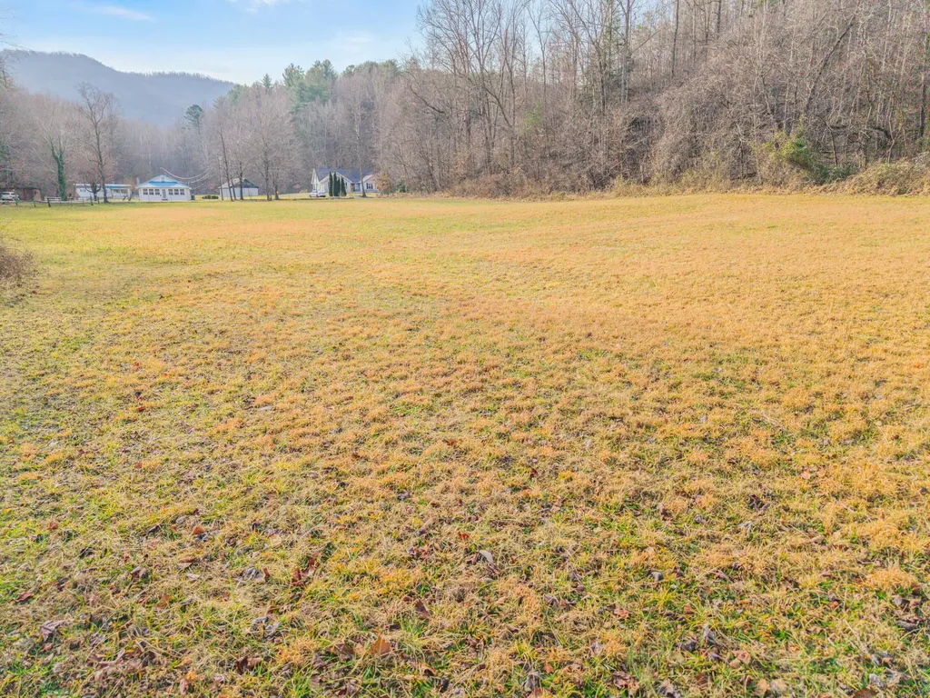 2581 Corder Flats Road Strunk KY 42649