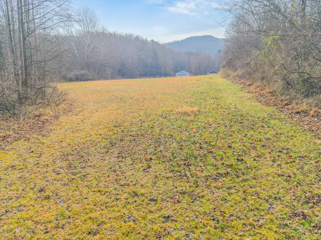2581 Corder Flats Road Strunk KY 42649
