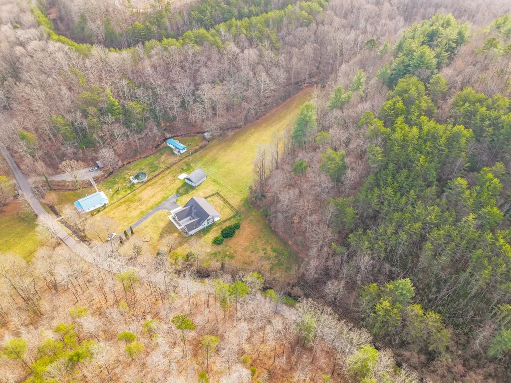 2581 Corder Flats Road Strunk KY 42649