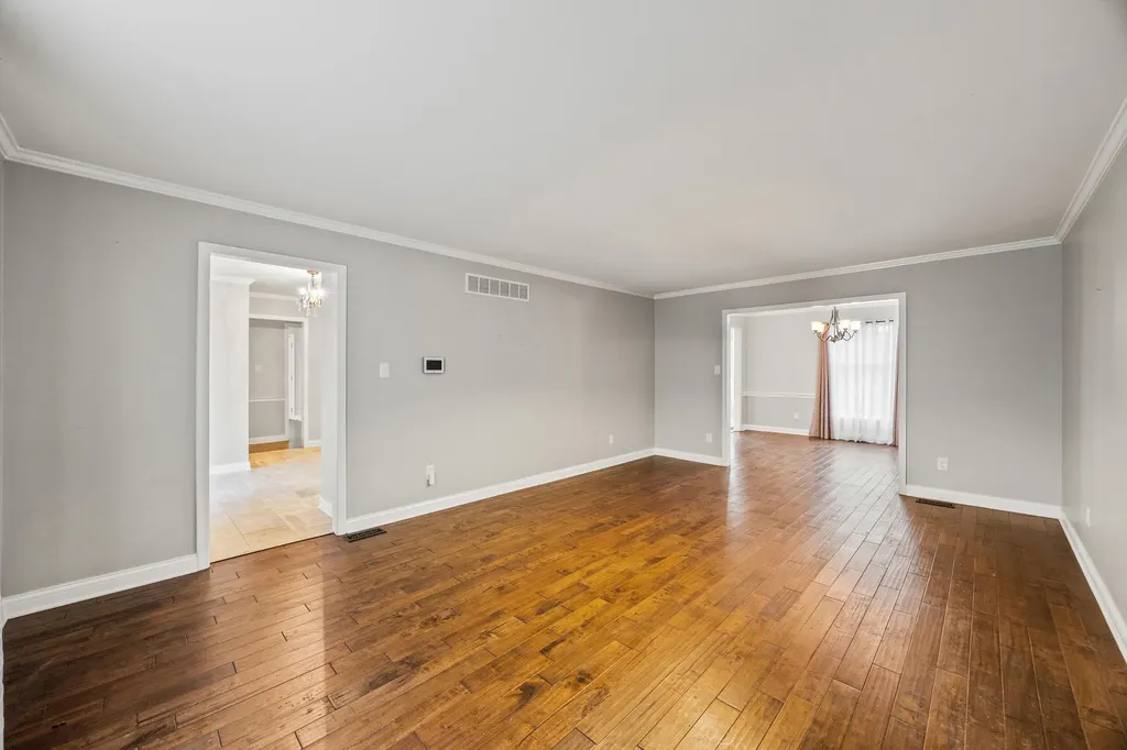 104 Lone Oak Drive Nicholasville KY 40356