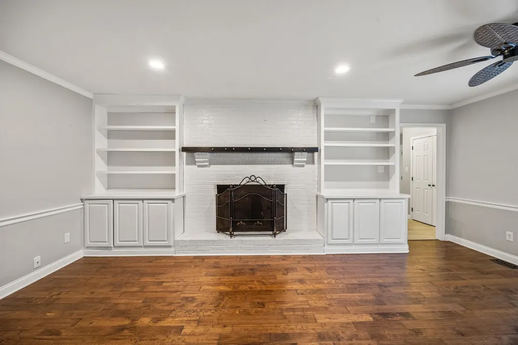 104 Lone Oak Drive Nicholasville KY 40356