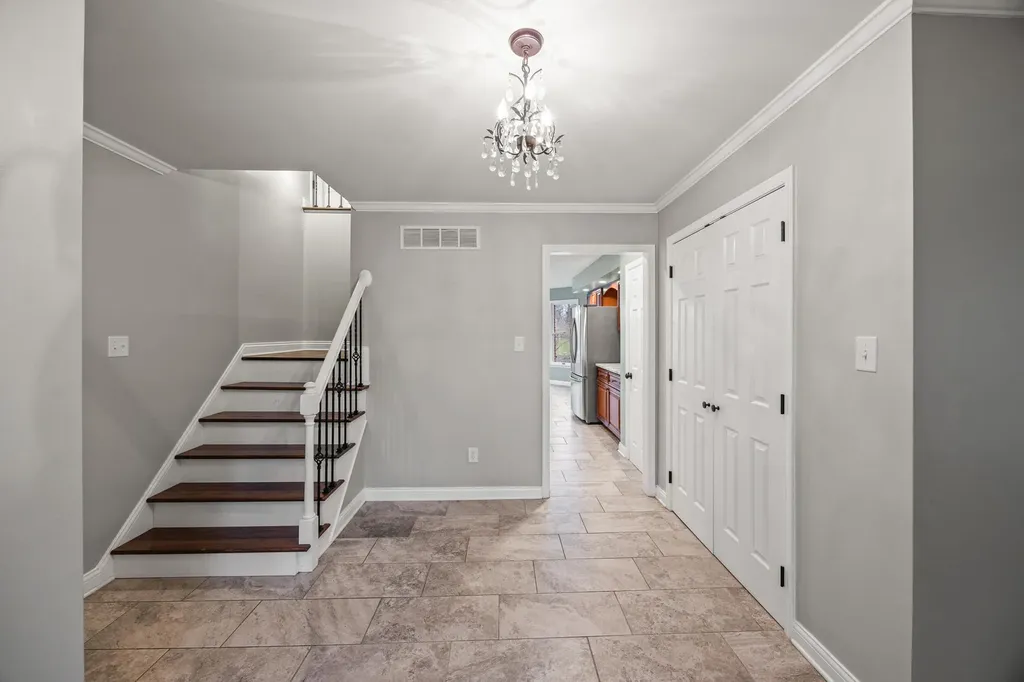 104 Lone Oak Drive Nicholasville KY 40356