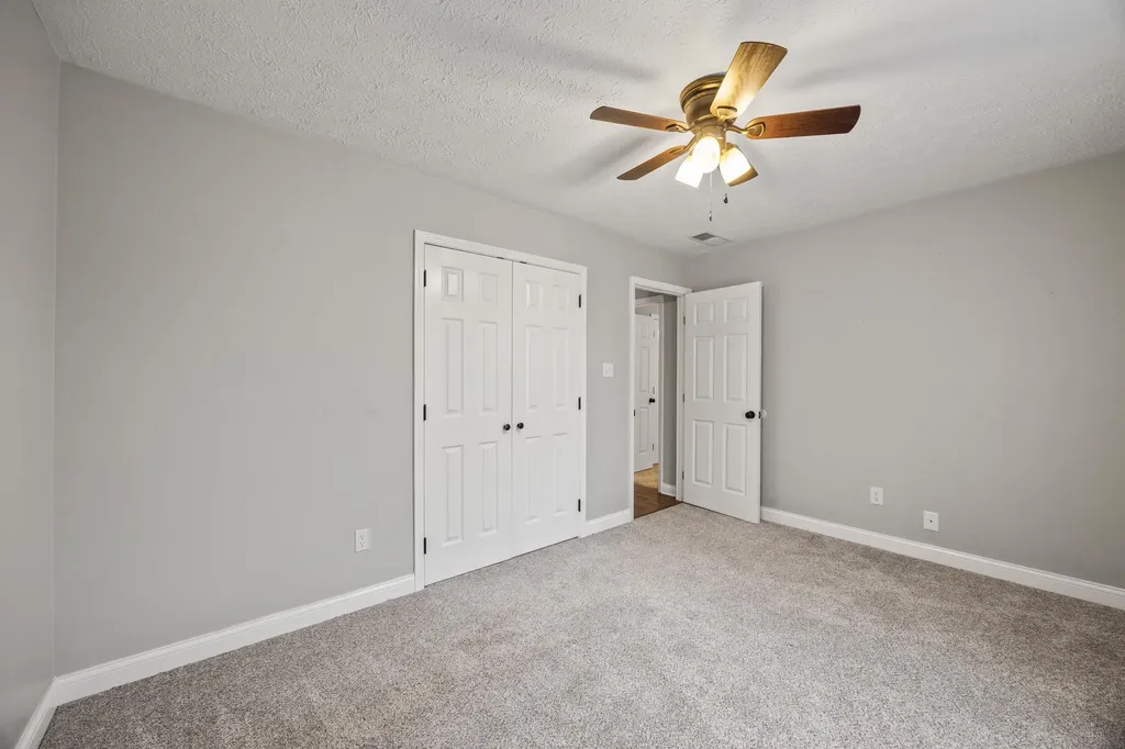 104 Lone Oak Drive Nicholasville KY 40356