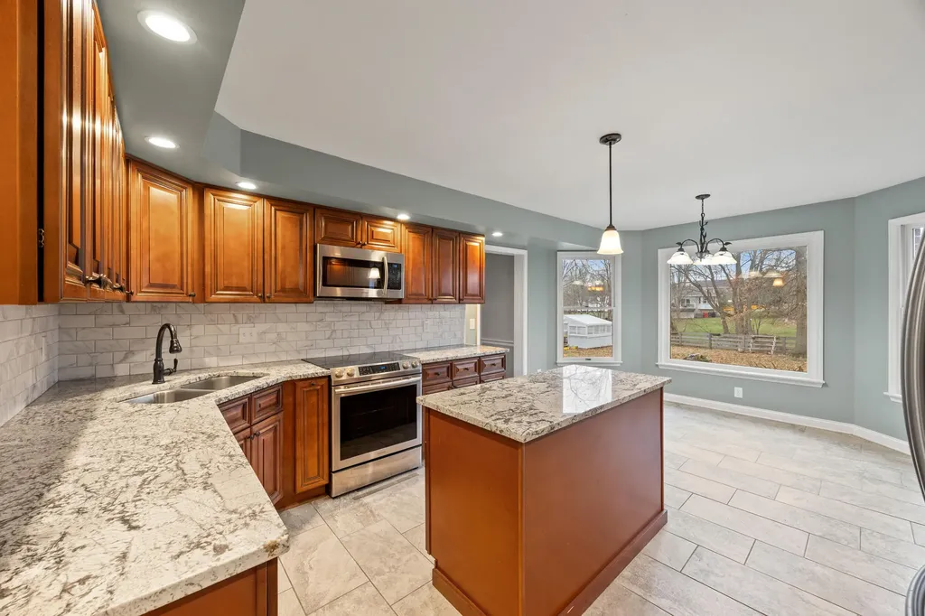 104 Lone Oak Drive Nicholasville KY 40356