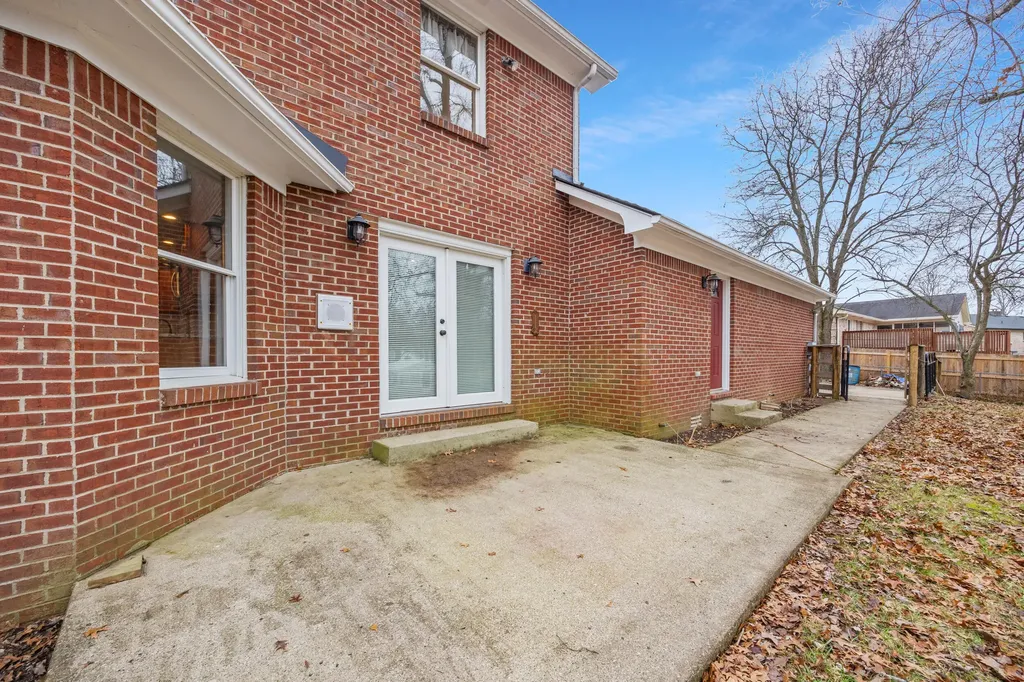104 Lone Oak Drive Nicholasville KY 40356