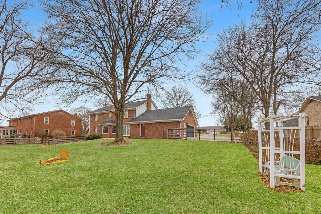 104 Lone Oak Drive Nicholasville KY 40356