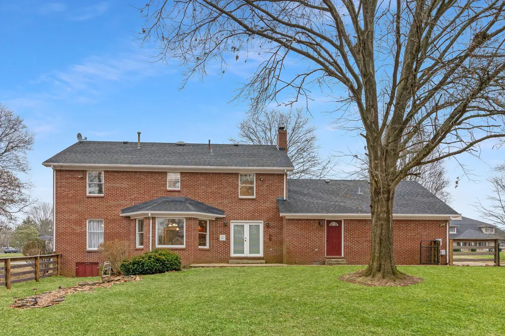 104 Lone Oak Drive Nicholasville KY 40356