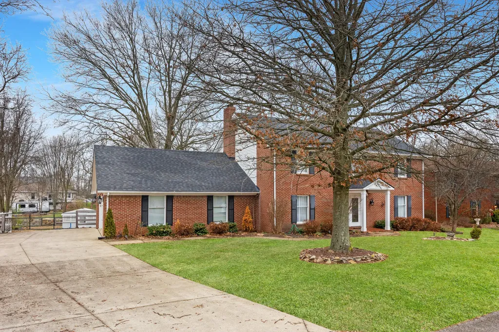 104 Lone Oak Drive Nicholasville KY 40356