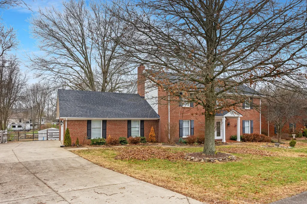 104 Lone Oak Drive Nicholasville KY 40356