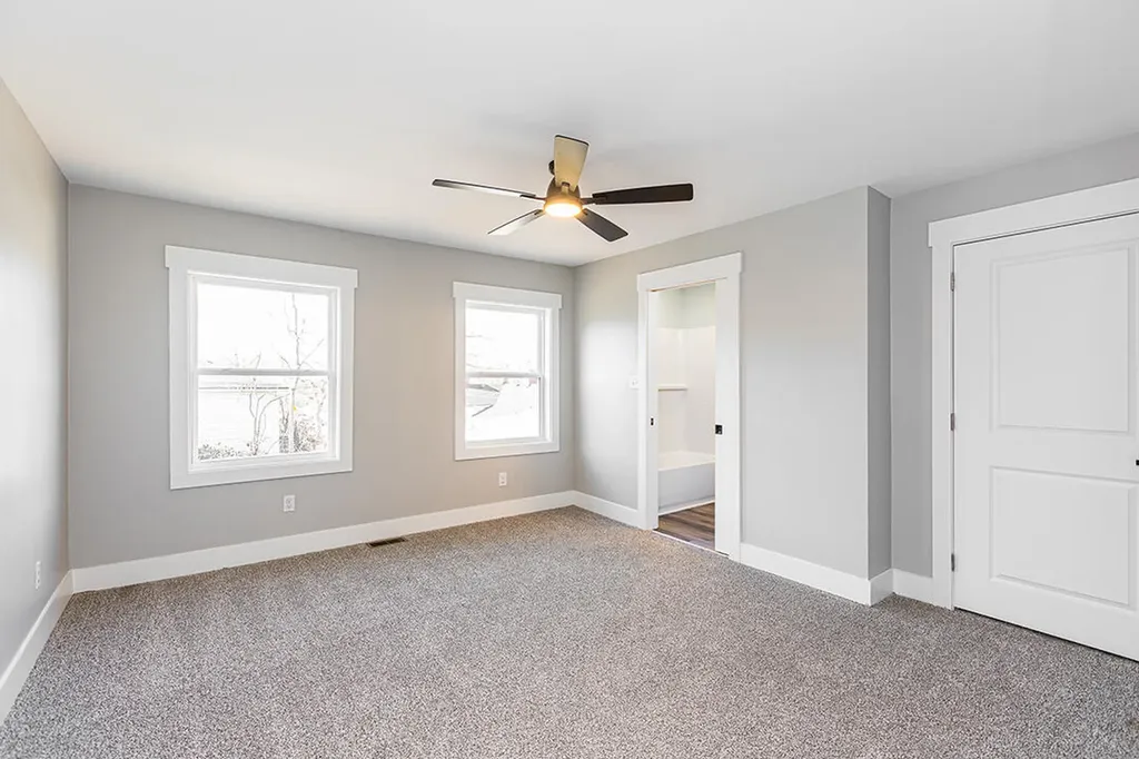 215 Harmon Street Paris KY 40361