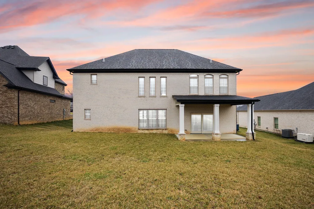 417 Weston Park Lexington KY 40515