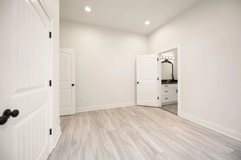 417 Weston Park Lexington KY 40515