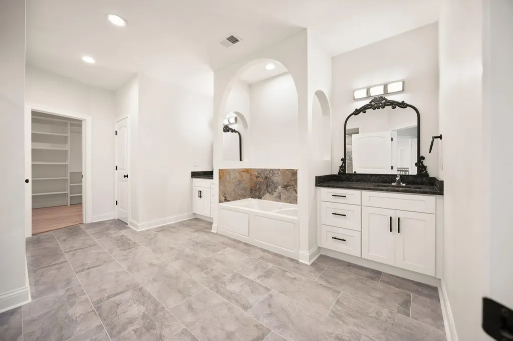 417 Weston Park Lexington KY 40515