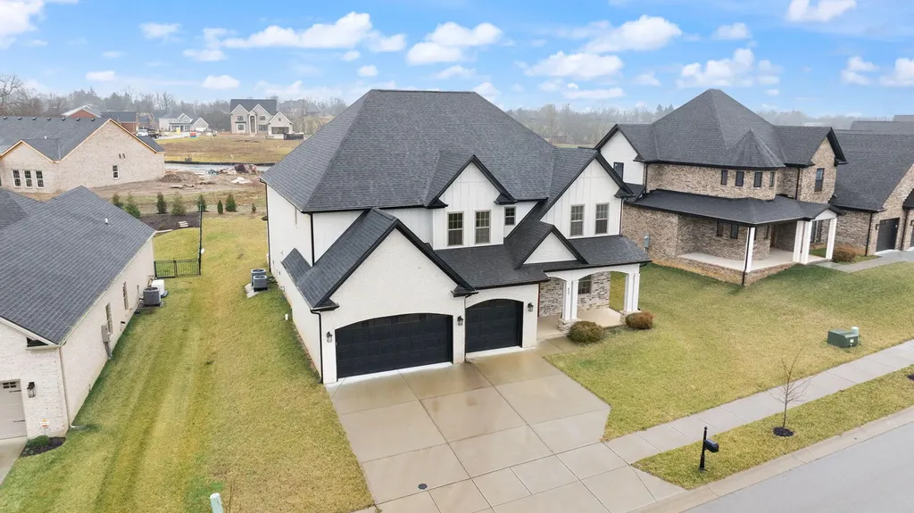 417 Weston Park Lexington KY 40515