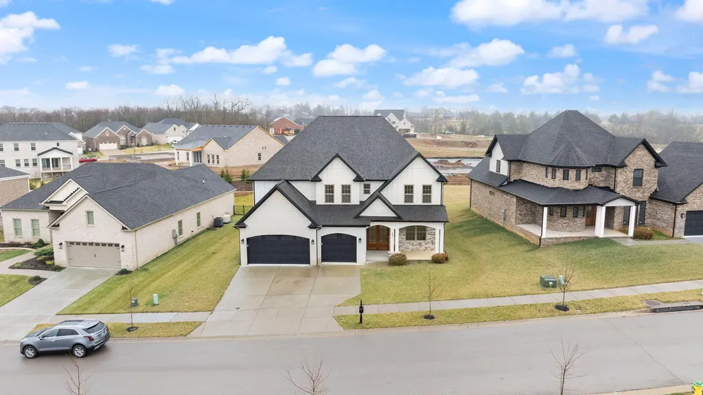 417 Weston Park Lexington KY 40515