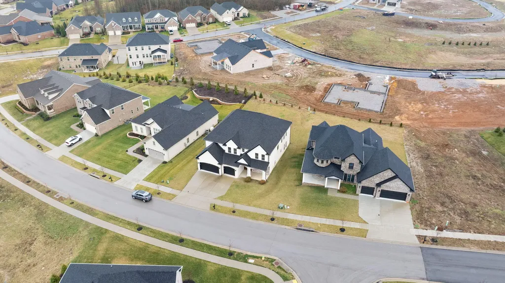 417 Weston Park Lexington KY 40515