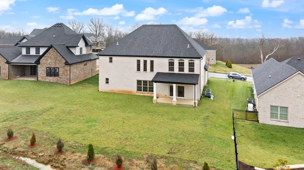 417 Weston Park Lexington KY 40515