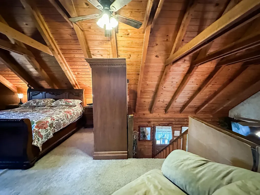 766 Old Flat Lick School Road Flat Lick KY 40935