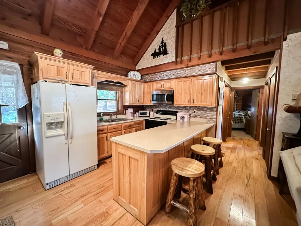 766 Old Flat Lick School Road Flat Lick KY 40935