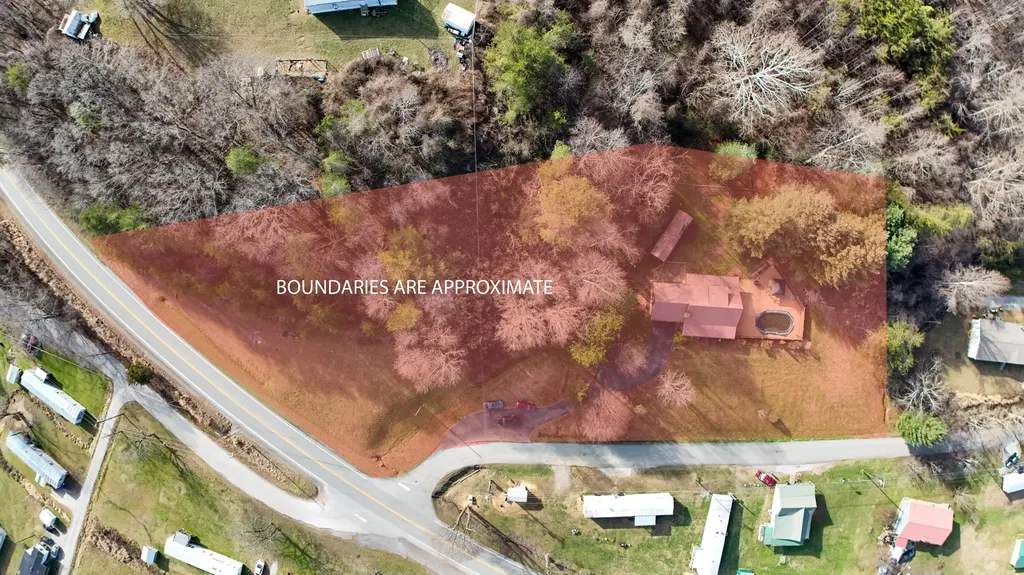 766 Old Flat Lick School Road Flat Lick KY 40935