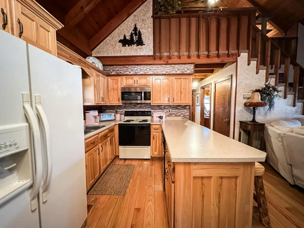 766 Old Flat Lick School Road Flat Lick KY 40935