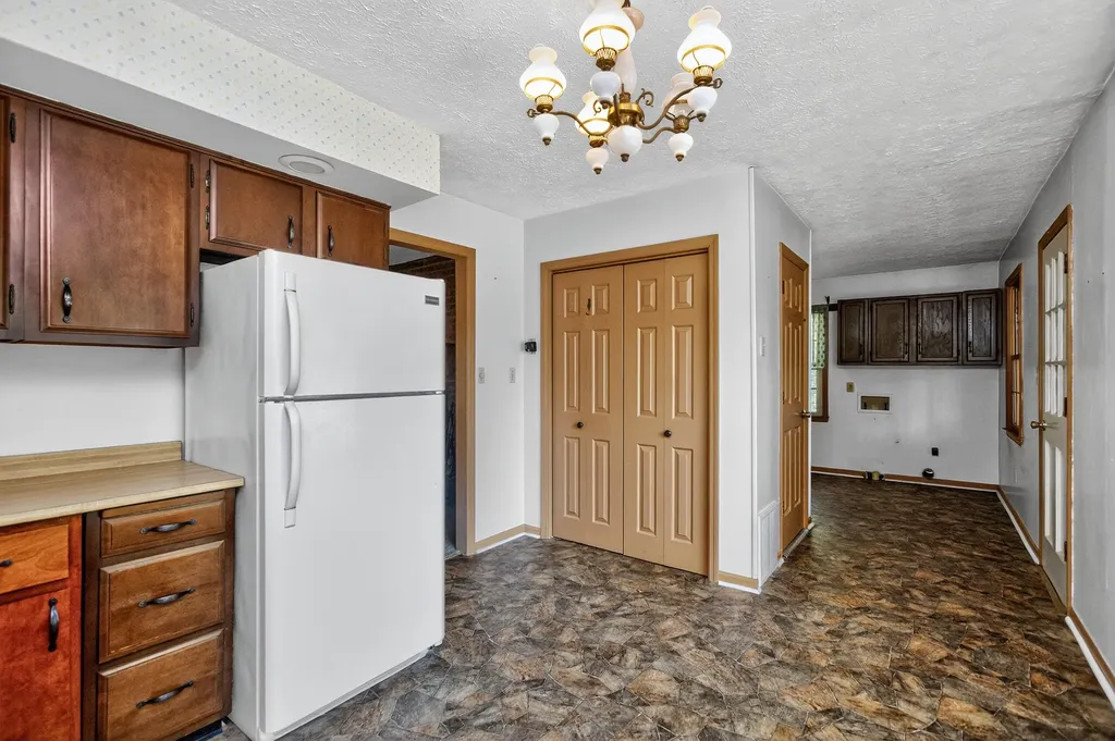 398 Pine Ridge Road Winchester KY 40391