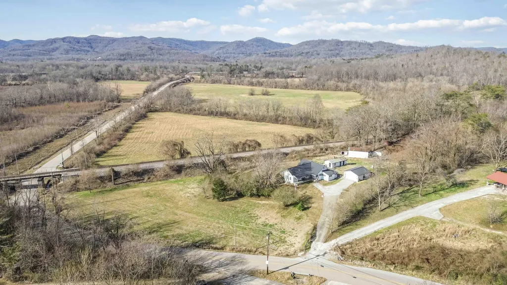 3497 State Highway 1804 Williamsburg KY 40769