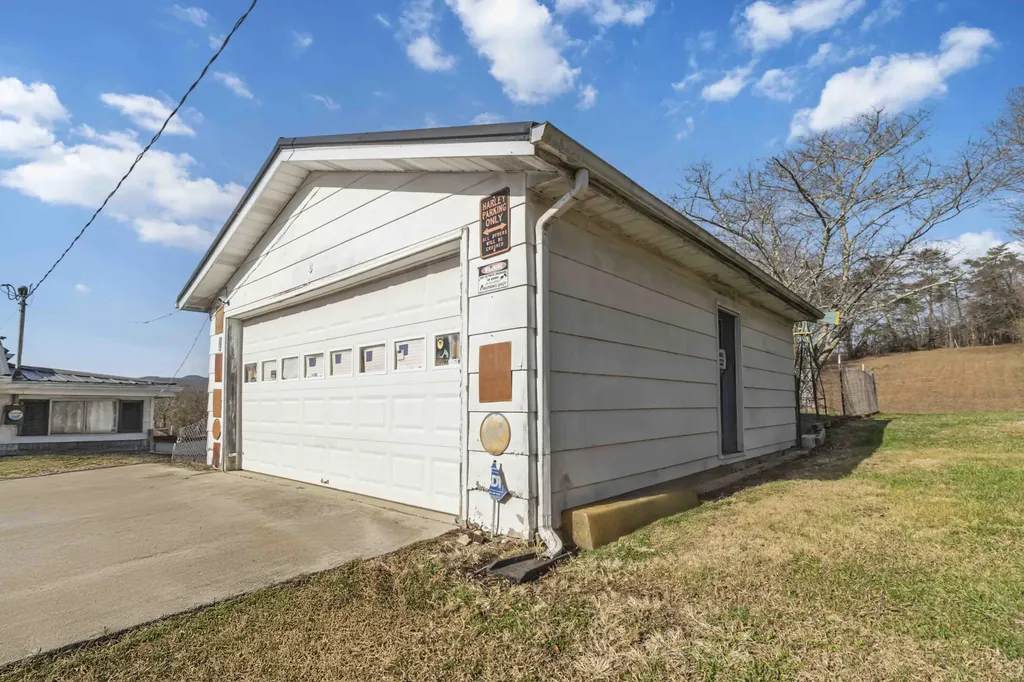 3497 State Highway 1804 Williamsburg KY 40769