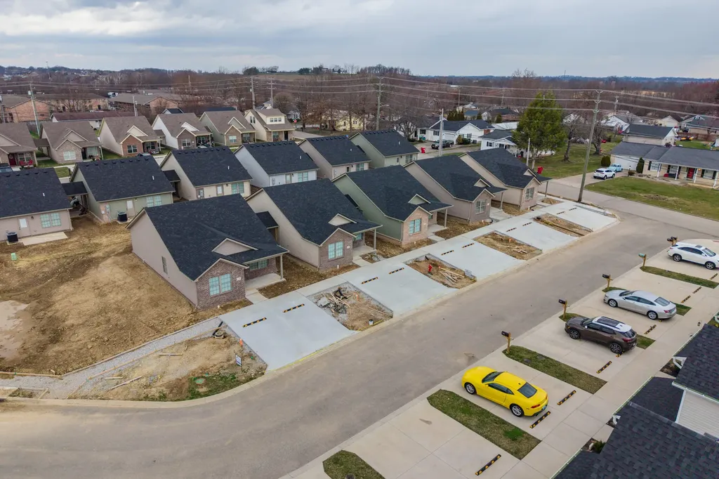 217 Harvest Park Drive Berea KY 40403