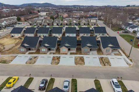217 Harvest Park Drive Berea KY 40403