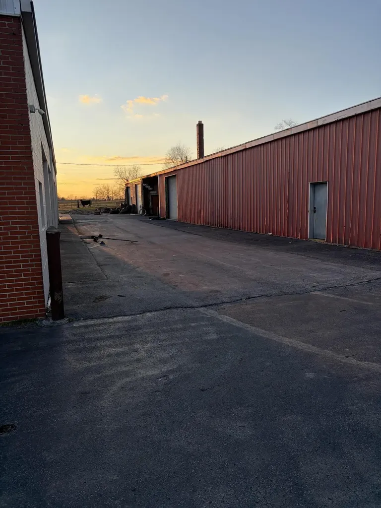 8646 Highway 421 South Mckee KY 40447