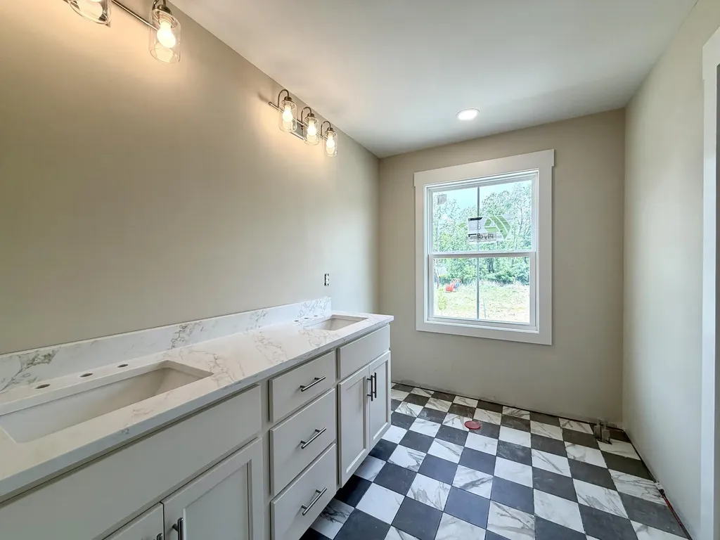 4128 Buttermilk Road Lexington KY 40509